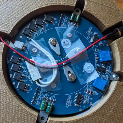 Phần đế chậu cây bay lơ lửng (remix)