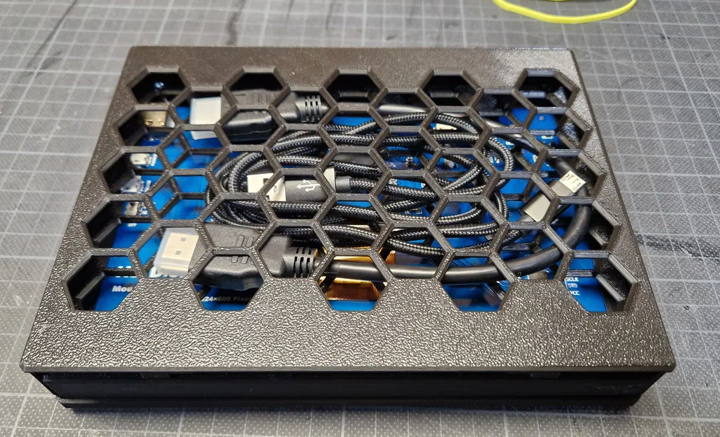 Hộp đựng kiêm đế cho màn hình HDMI 7inch - Image 2