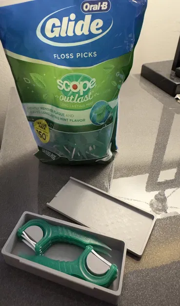 Hộp Đựng Chỉ Nha Khoa Du Lịch Glide - Image 1