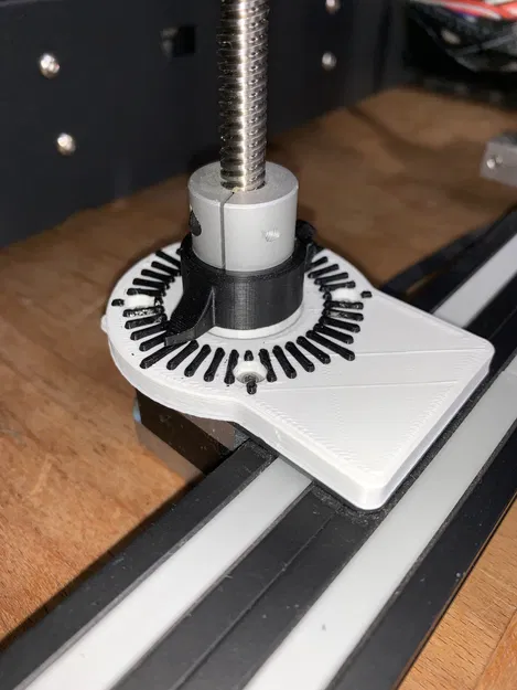 Chỉ báo/ Nắp che trục Z đồng bộ cho Ender 5 Plus - Image 1