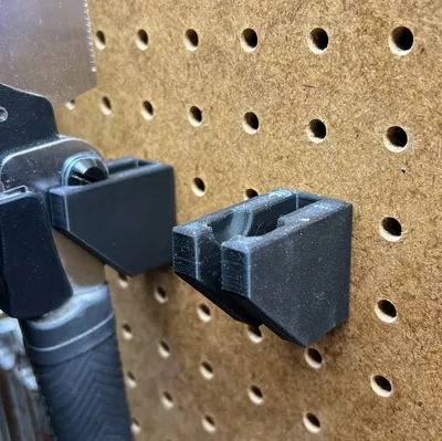 Người giữ bảng điều khiển cho cưa gấp Suizan