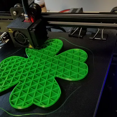 May Mắn Từ Baofeng Gang! Giá Đỡ Radio Hình Tóp Ba Khổng Lồ Cho Baofeng UV-5R Pin Dài, Mk I