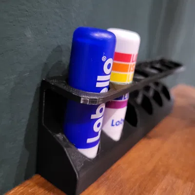 Kệ Đựng Son Dưỡng Môi /- Đứng