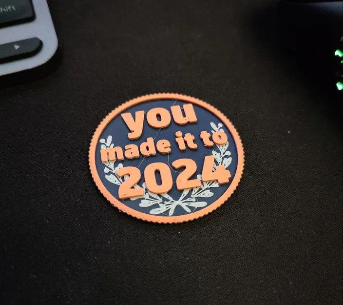 Huy chương vì đã 'cán đích' được tới năm 2024 - Image 1