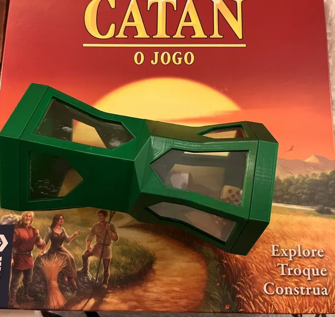 Tháp Đổ Xúc Xắc "Captured Dice Tower" (bởi Nacelle) - Image 1