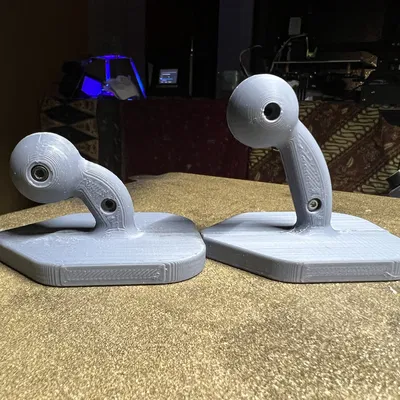 Giá Đỡ Điện Thoại Tripod Kiêm Sạc Magsafe (Remix)