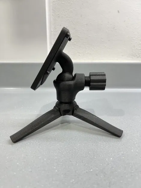 Chân Đế Điện Thoại MagSafe - Image 4