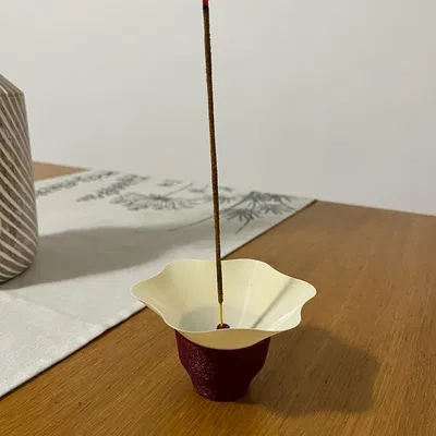 Người giữ hương 2 mảnh