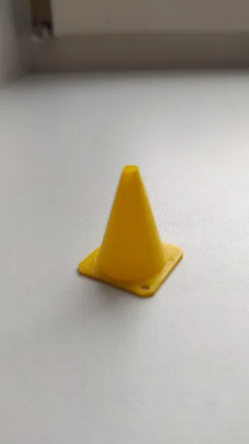 Dopravní kužel - Nón giao thông - Image 3