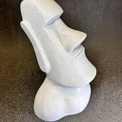 Tượng Moai với ngăn bí mật với nút có thể phá vỡ