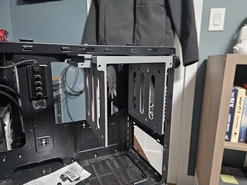 Nút thiết kế Fractal 804 Drive Bay Rails - Image 3