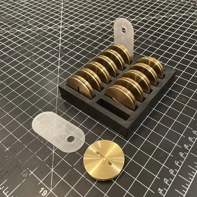 Người sắp xếp cho mũ bảo hộ sàn Legrand