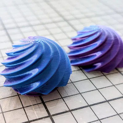 Hộp Đựng Hình Cầu Xoắn Ốc