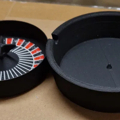 Gạt Tàn Roulette Quay Được