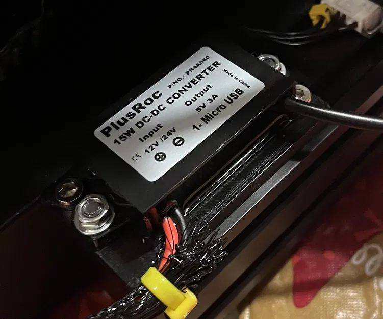 Tấm Gắn Bộ Chuyển Đổi Nguồn Hạ Áp - Image 1