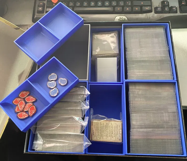 Hộp Đựng Bài Eldritch Horror - Image 1