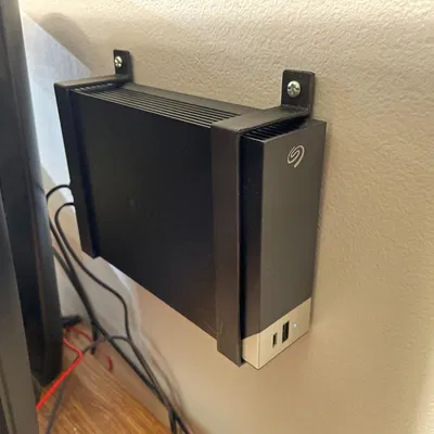 Giá Treo Tường Ổ Cứng Di Động Seagate One Touch