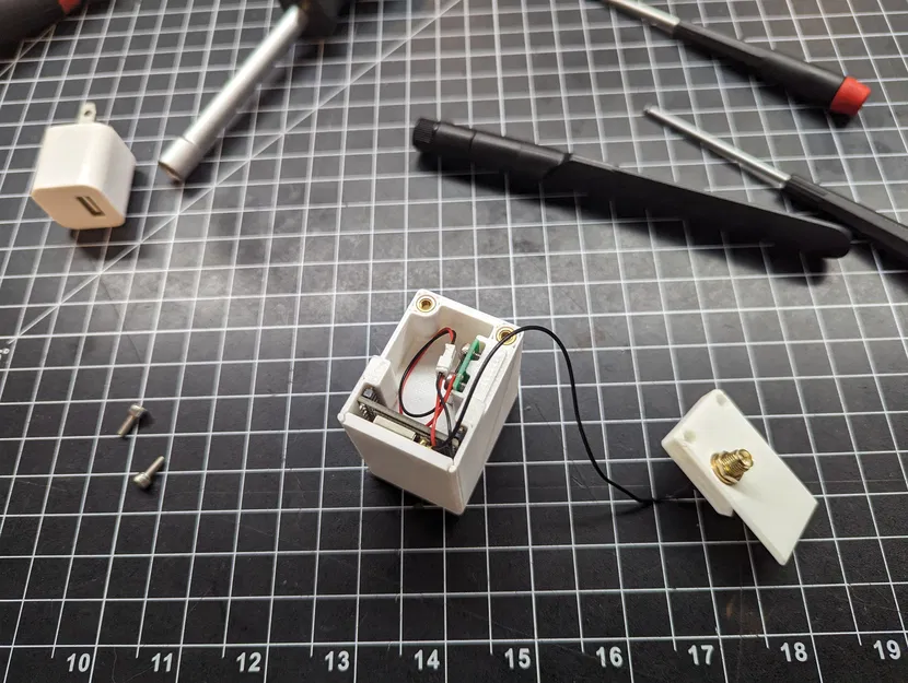 Hộp đựng ESP32 kèm nguồn AC/USB - Image 5