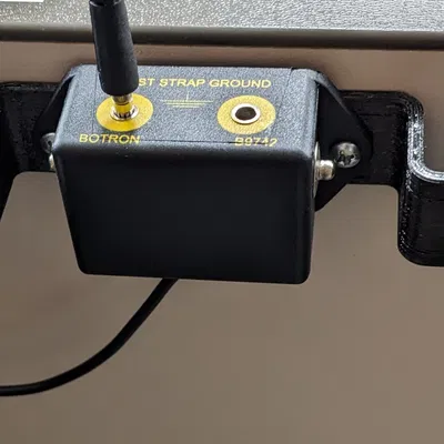 Móc treo dây đeo chống tĩnh điện cho khối nối đất Botron B9742