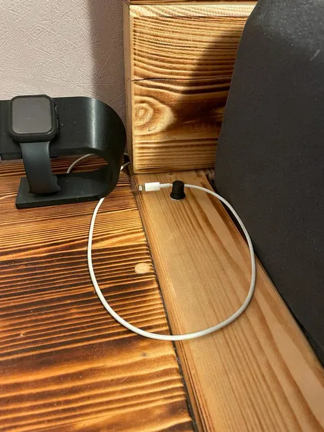 Giá Đỡ Dây Sạc iPhone Nam Châm - Image 3