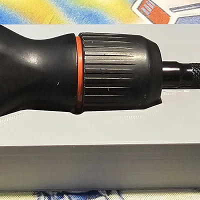 Kệ giữ Tua vít LTT và 32 đầu vít