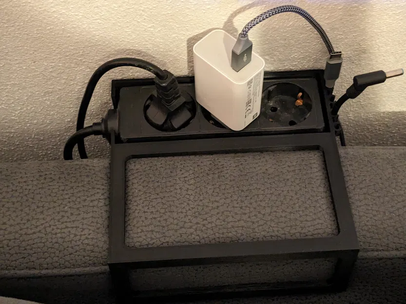 Kệ Giữ Ổ Điện Cho Ghế Sofa - Image 1