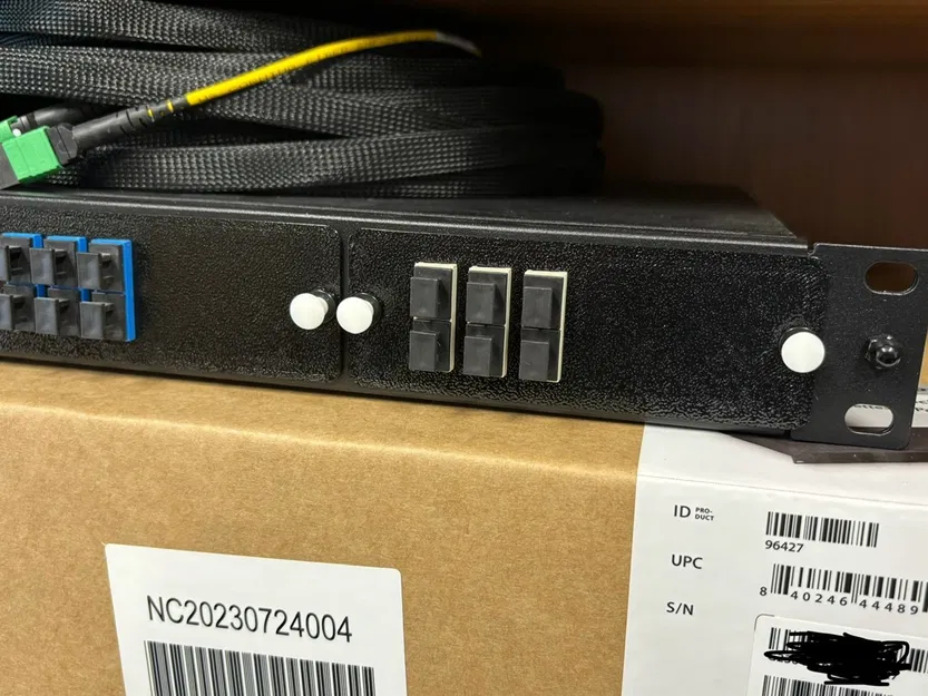 Khay Corning CP06-xx sang FS.com / Panduit - Image 1