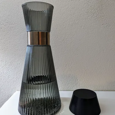 Nước đóng nút carafe