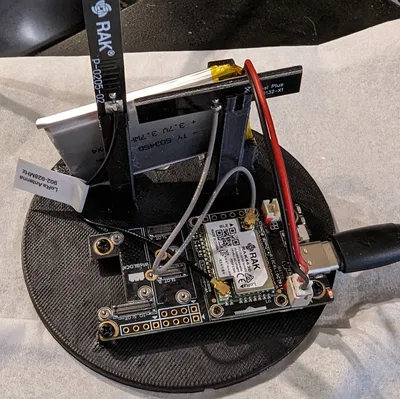 Đế cho radome cột sơn 100mm của @TechnoVardo