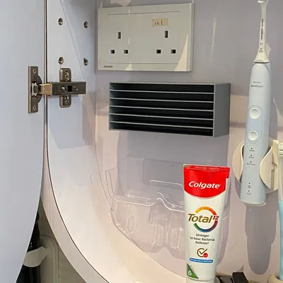 Hộp Đựng Kính Áp Tròng 6 Tầng Tiện Lợi