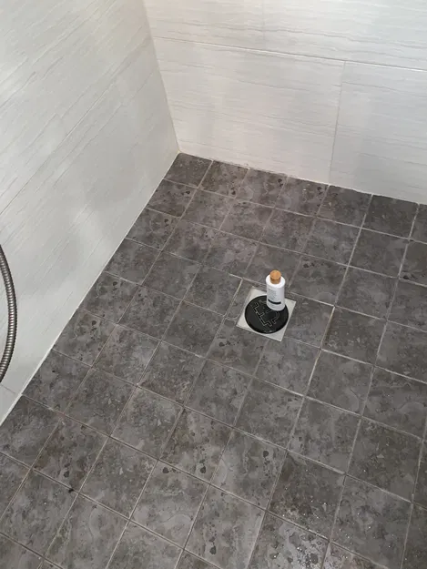 Kệ Bitcoin Để Phòng Tắm - Image 1