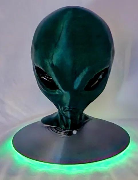 Người ngoài hành tinh với đế UFO và đèn LED - Image 2