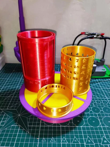 Hộp Bút Lịch Vạn Niên Xoay Phiên Bản Tết Trung Quốc & Tiếng Anh - Image 6