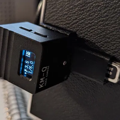 Cái đế gắn cold shoe cho Hasselblad