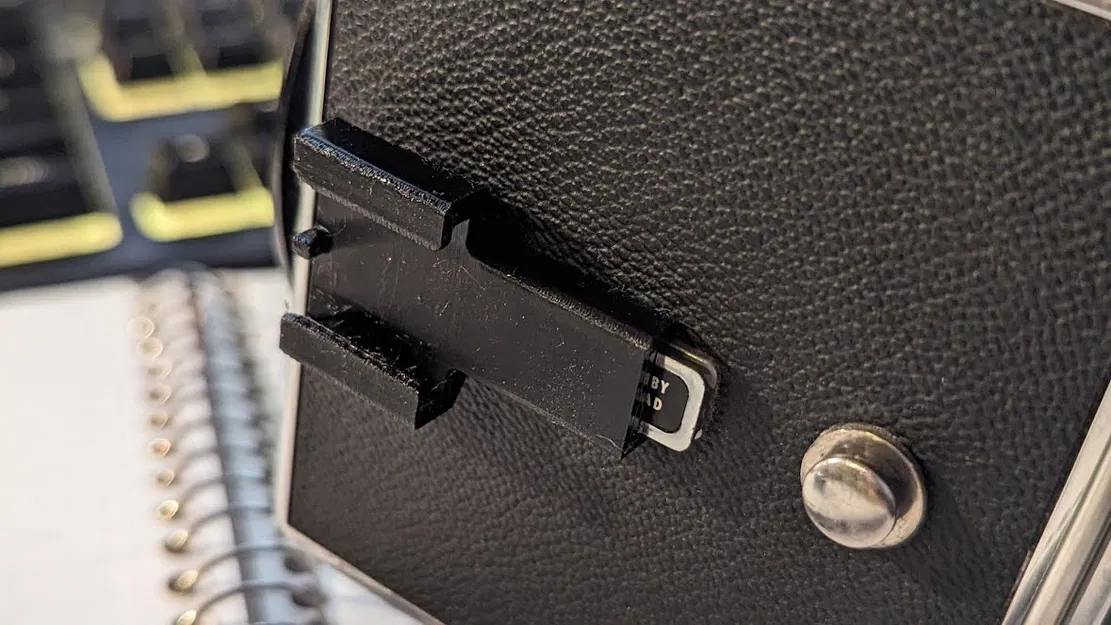 Cái đế gắn cold shoe cho Hasselblad - Image 2