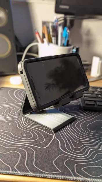 Không Phải Cái Đế Điện Thoại Nữa Đâu - Image 4