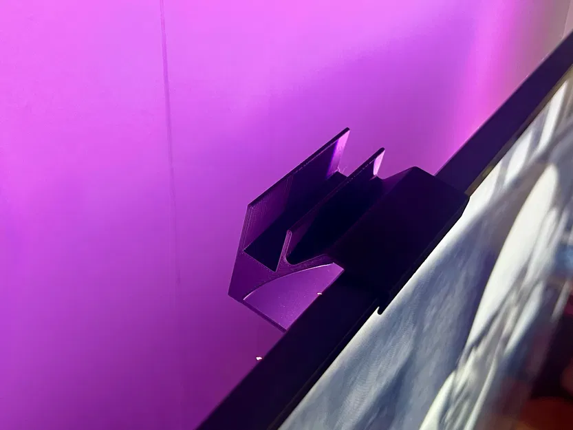 Ngàm Camera iPhone Continuity Cho Apple TV FaceTime Trên TV Samsung QN90B - Image 1