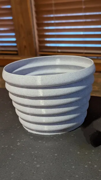 Chậu Hoa Hình Trái Tim - Image 1