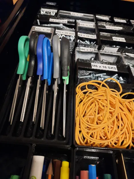 Kệ Đựng Kéo Gridfinity - Image 9