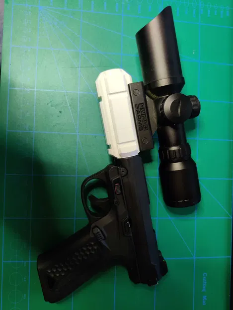 AAP-01 thùng với đường ray picatinny - Image 1