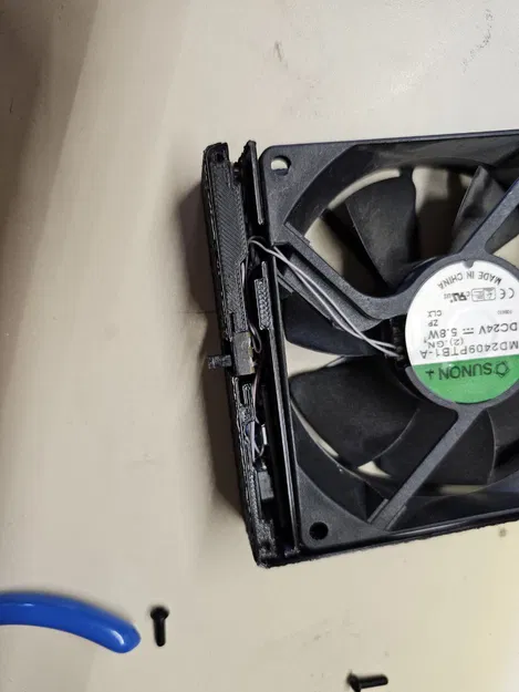 Cục tản nhiệt PC 92mm chạy pin - Image 10