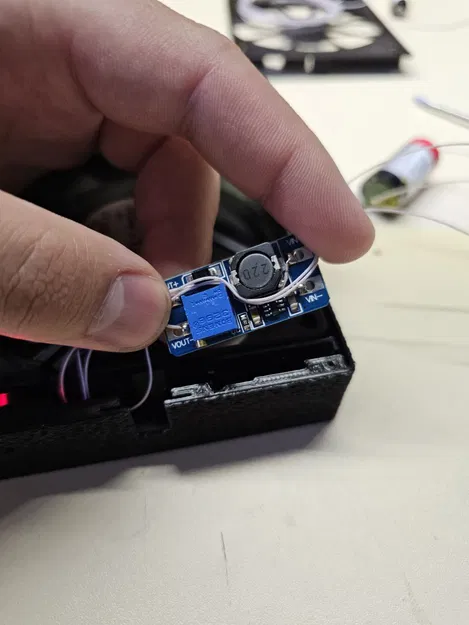 Cục tản nhiệt PC 92mm chạy pin - Image 13