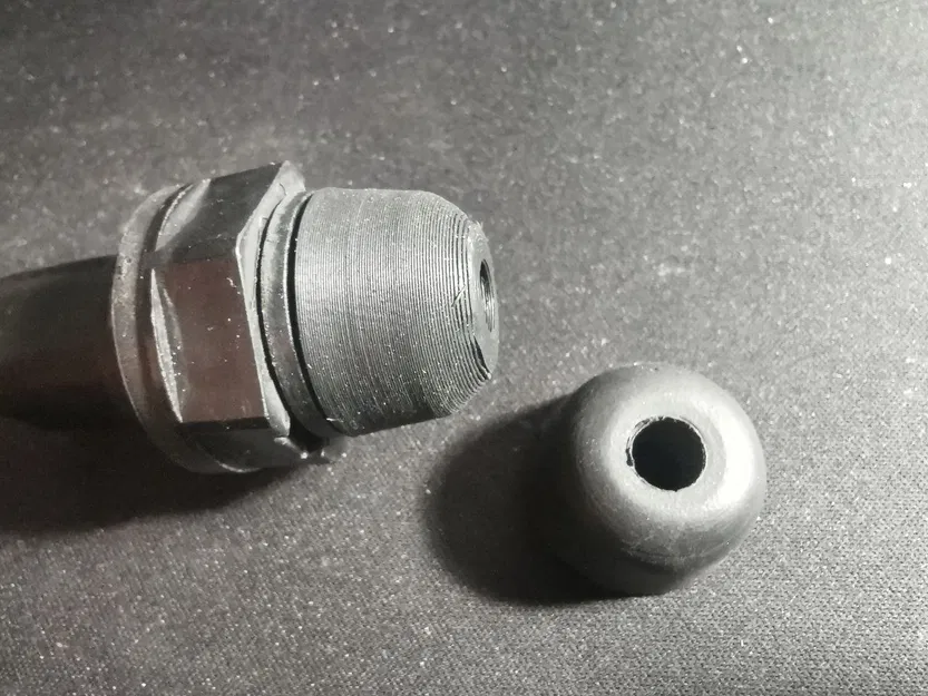 Chặn Cửa Sau Octavia 2 Combi - Mẫu In 3D Thay Thế - Image 6