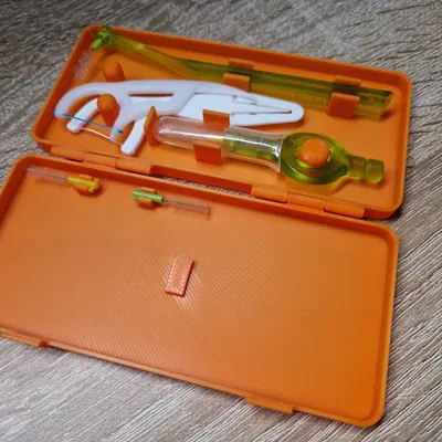 Hộp đựng bàn chải kẽ CURAPROX