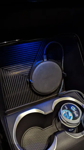 Giá Đỡ Sạc Không Dây Anker Trên Xe Hơi - Image 1