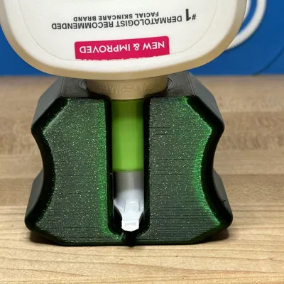 Kệ Giữ Lotion Úp Ngược