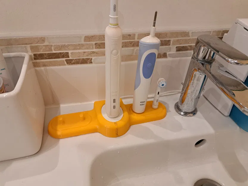 Giá đỡ bàn chải đánh răng Oral B - Image 1