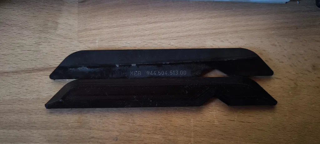 Chụp Che Động Cơ Porsche 944 (Mã 944.504.513.00) - Image 3