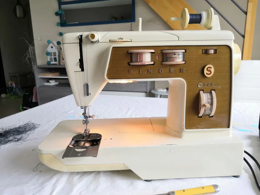 Bánh răng nhựa thay thế cho máy may Singer 786 - Image 1