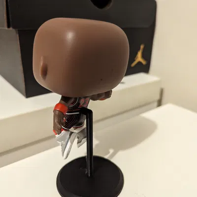 Chân Đế Funko Pop Michael Jordan